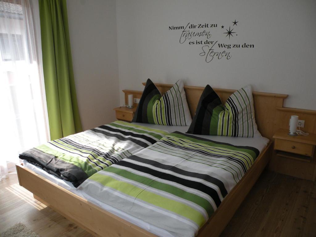 Aparthotel Berghof Geisler Finkenberg Zewnętrze zdjęcie